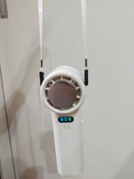 H28　ストラップ付き